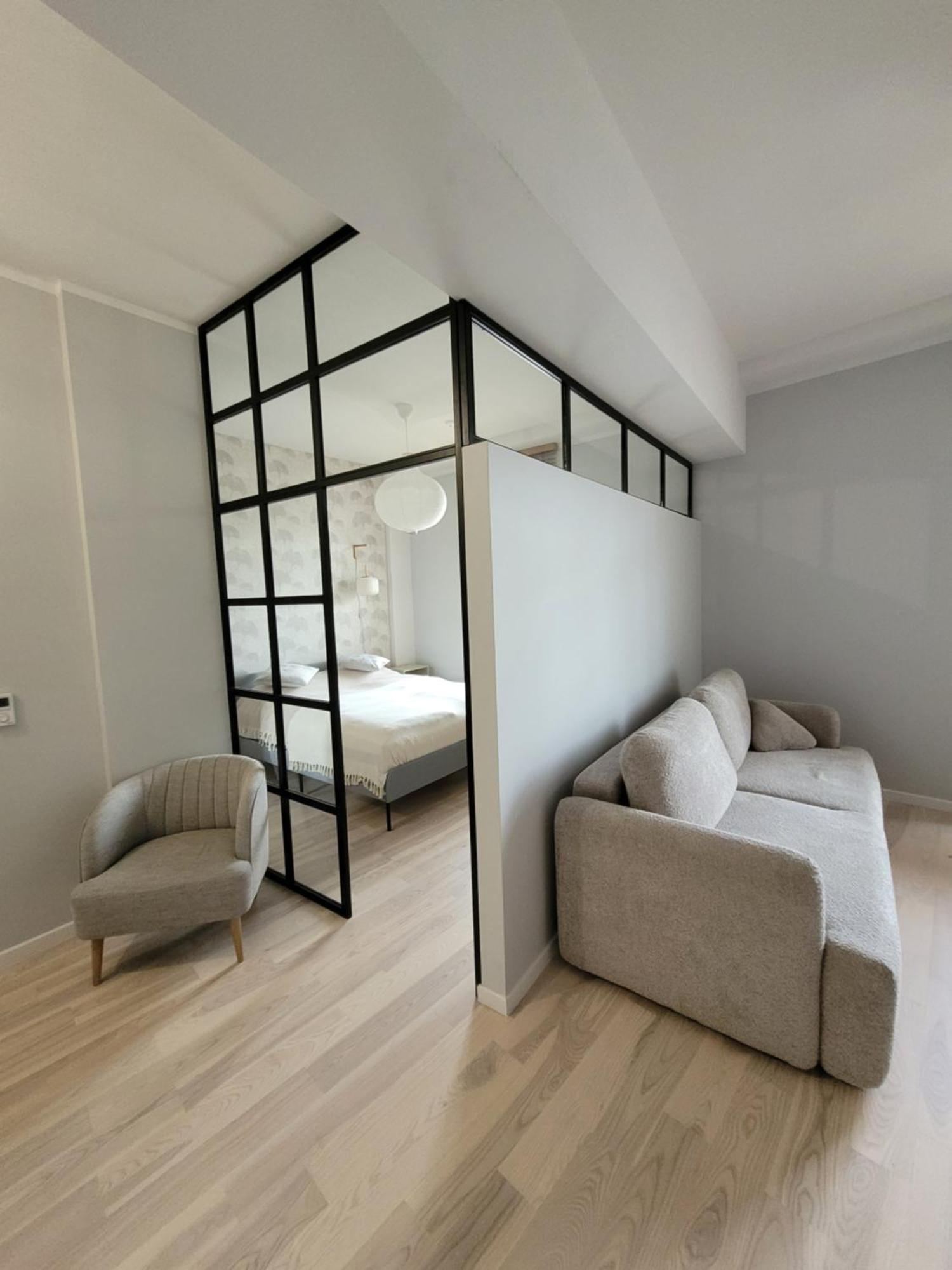 Kyoto Apartment Zielona Góra Buitenkant foto